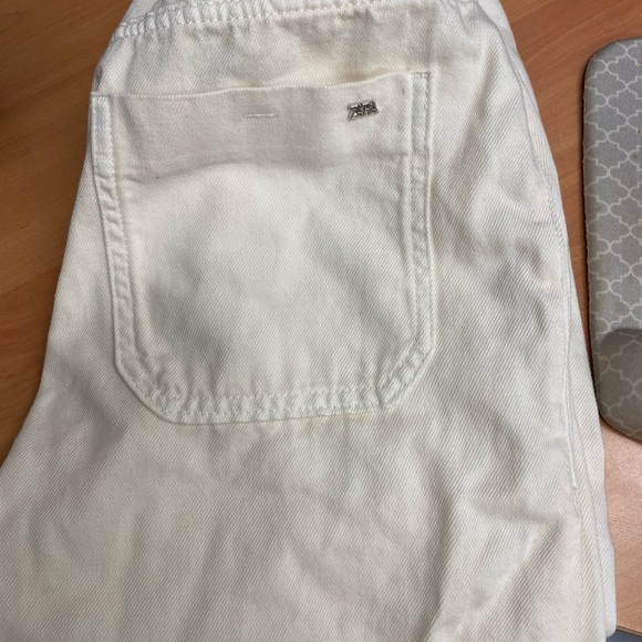 COPY - Zara Jeans “Baggy Jeans “ - Picture 5 of 9